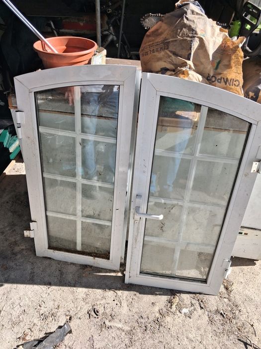 Vendo janelas modelo redondo