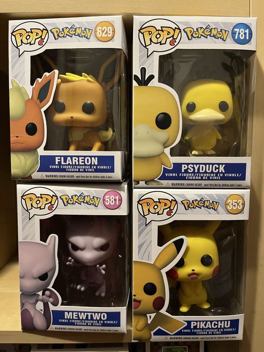 Natal - Bonecos pokemon pikachu squirtle flareon mewtwo psyduck