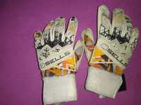 Продам воротарські перчатки