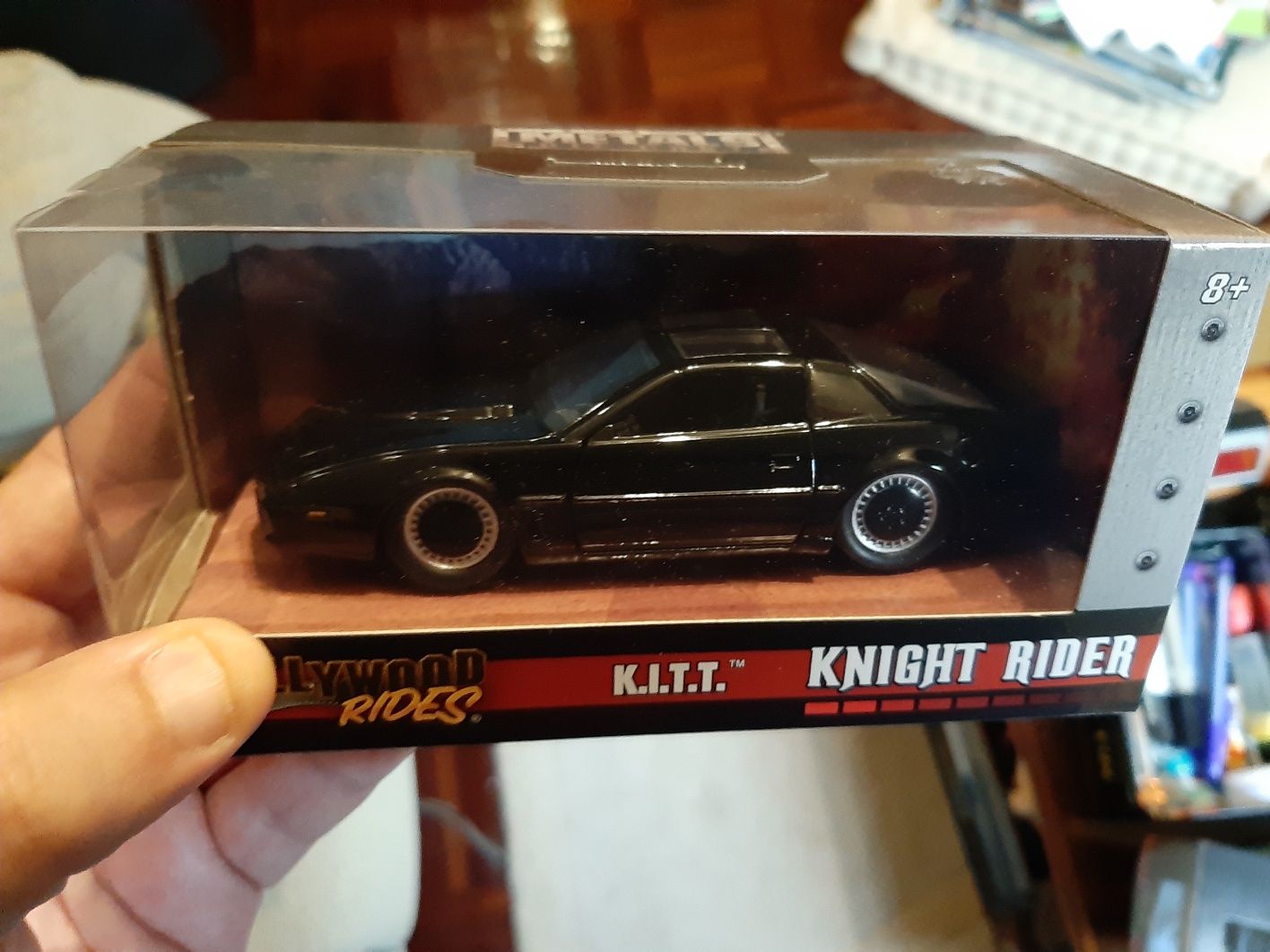 Carro batman liga da justiça e carro justiceiro kitt