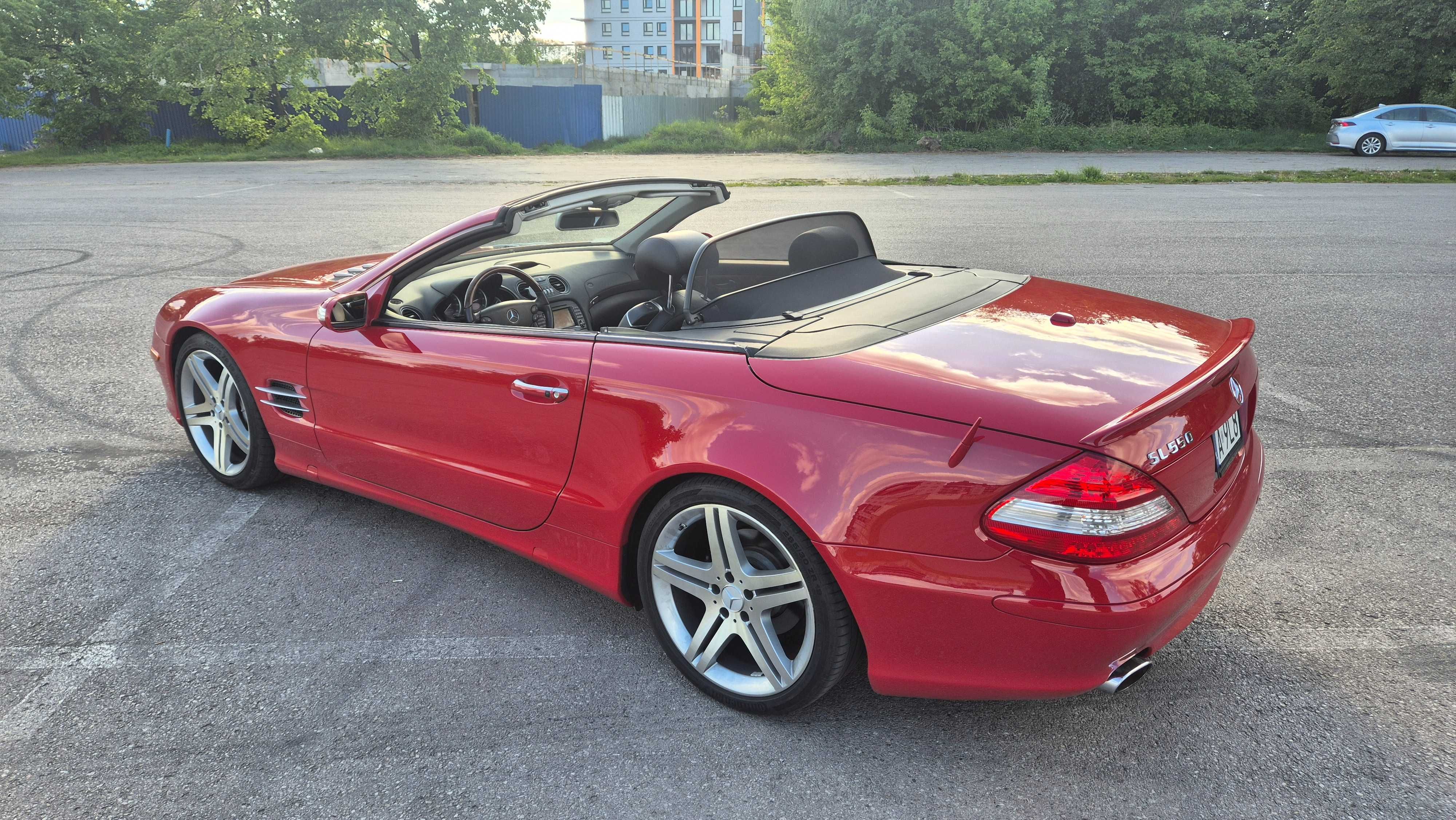 Mercedes SL 550, 2007. Super stan.