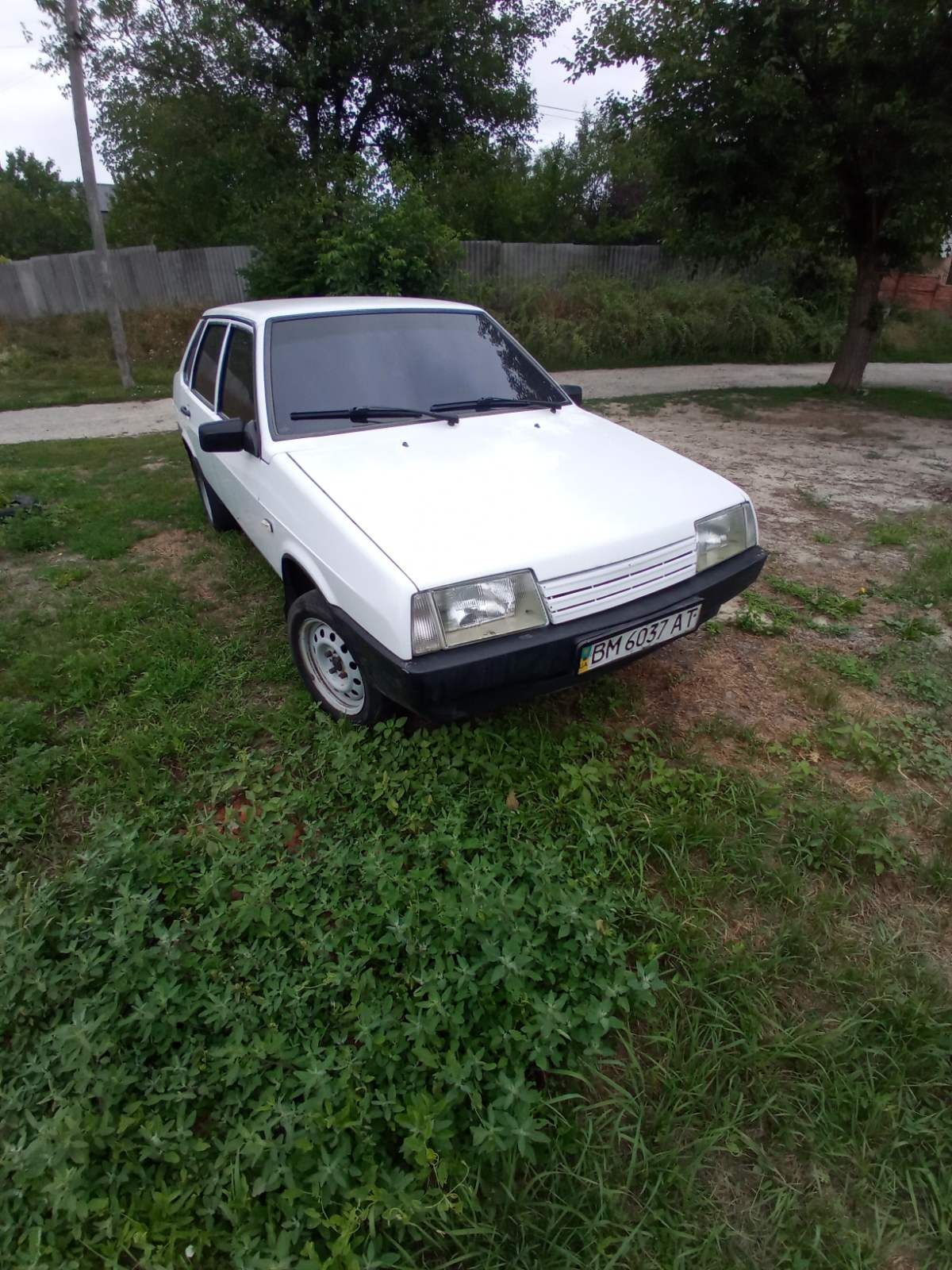 Автомобиль ВАЗ 21099