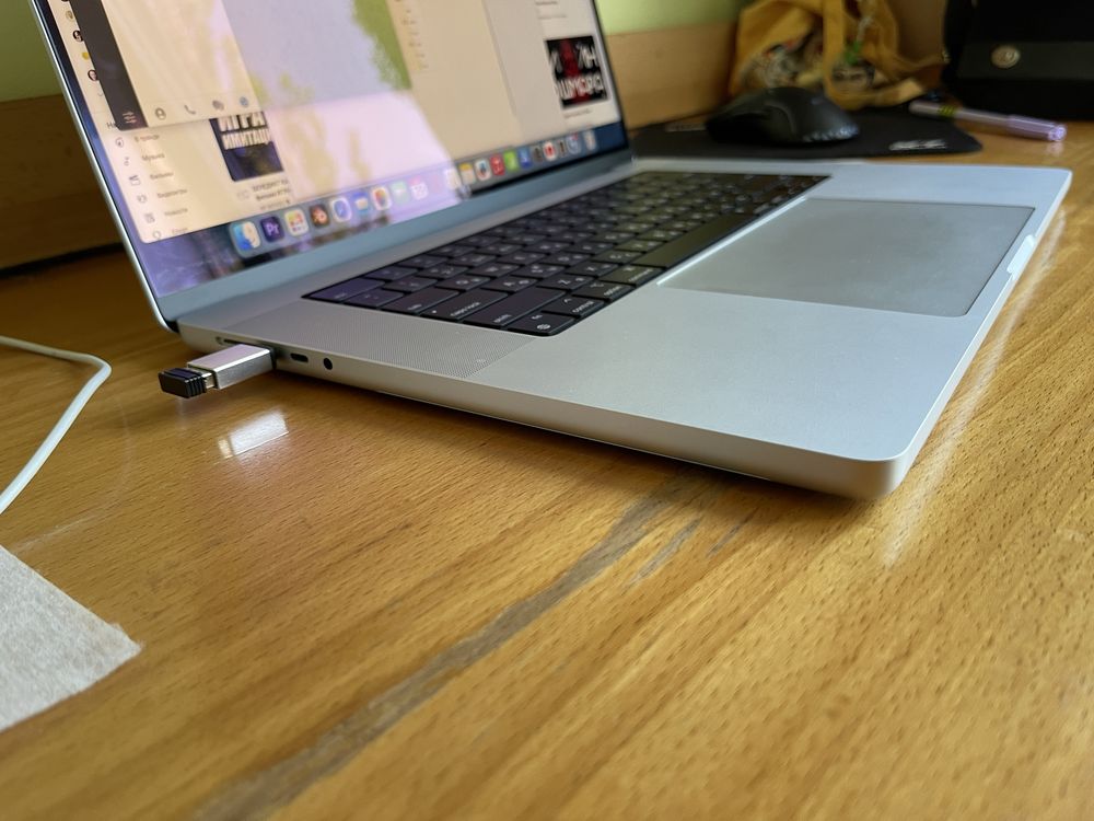 Macbook pro 16 m1