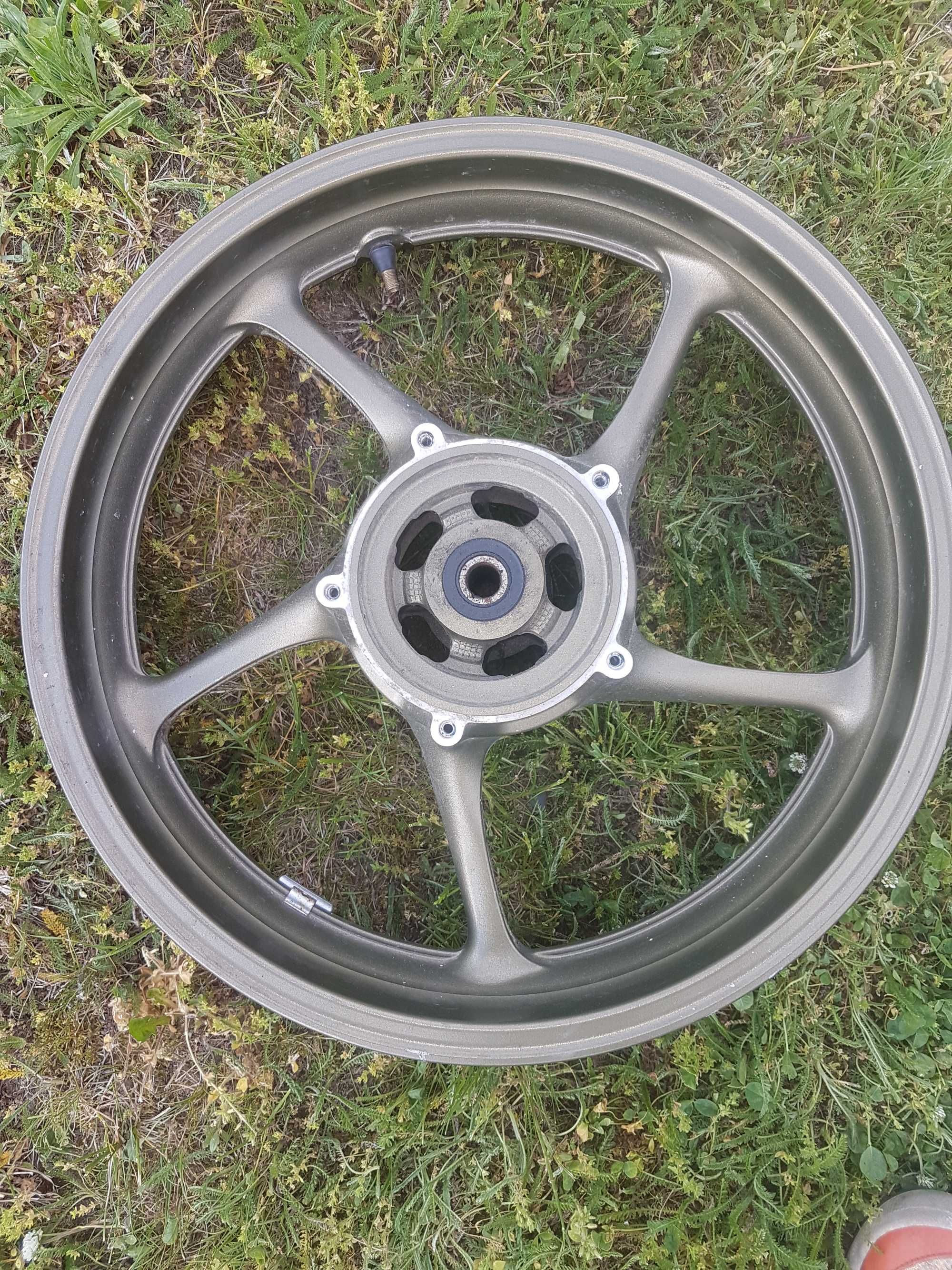 Felgi Opony Yamaha Xj6 Kawasaki ER6-N J17M/CXMT 4.50 DOT