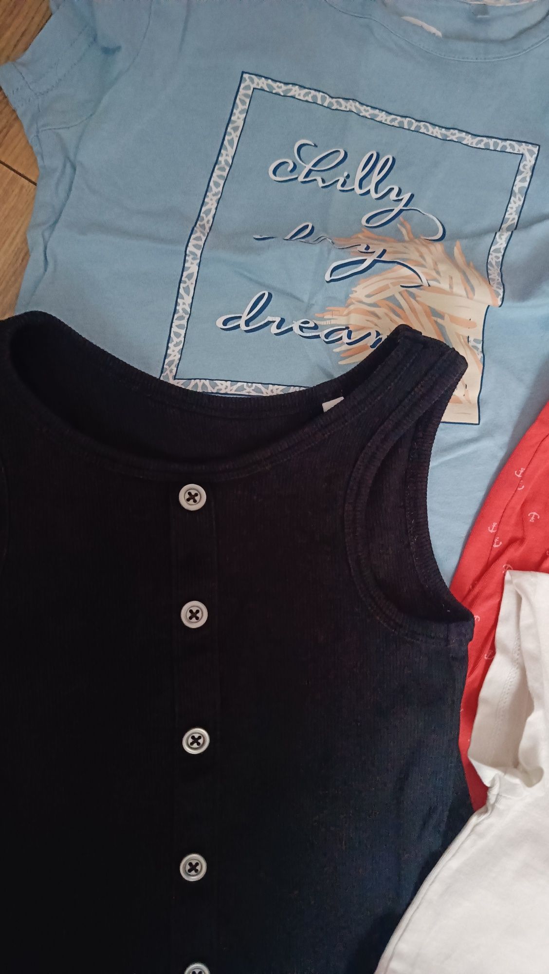 141. Bluzeczki, podkoszulki, T-shirt