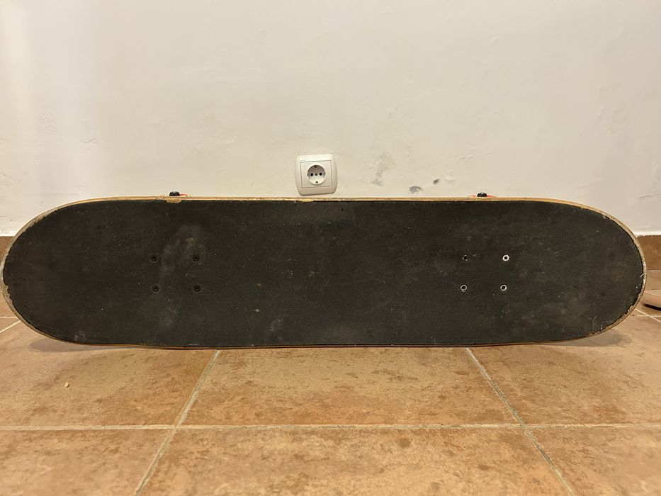 Skate Almost – em bom estado