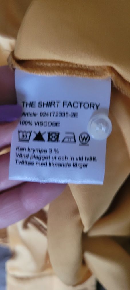 Koszula The Shirt Factory wiskoza, rozm S, stan b dobry.
