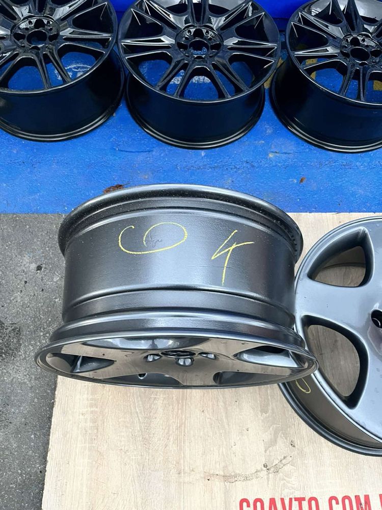 Goauto диски Audi TT 5/100 r17 et35 9j dia57.1 в чудовому стані як нов