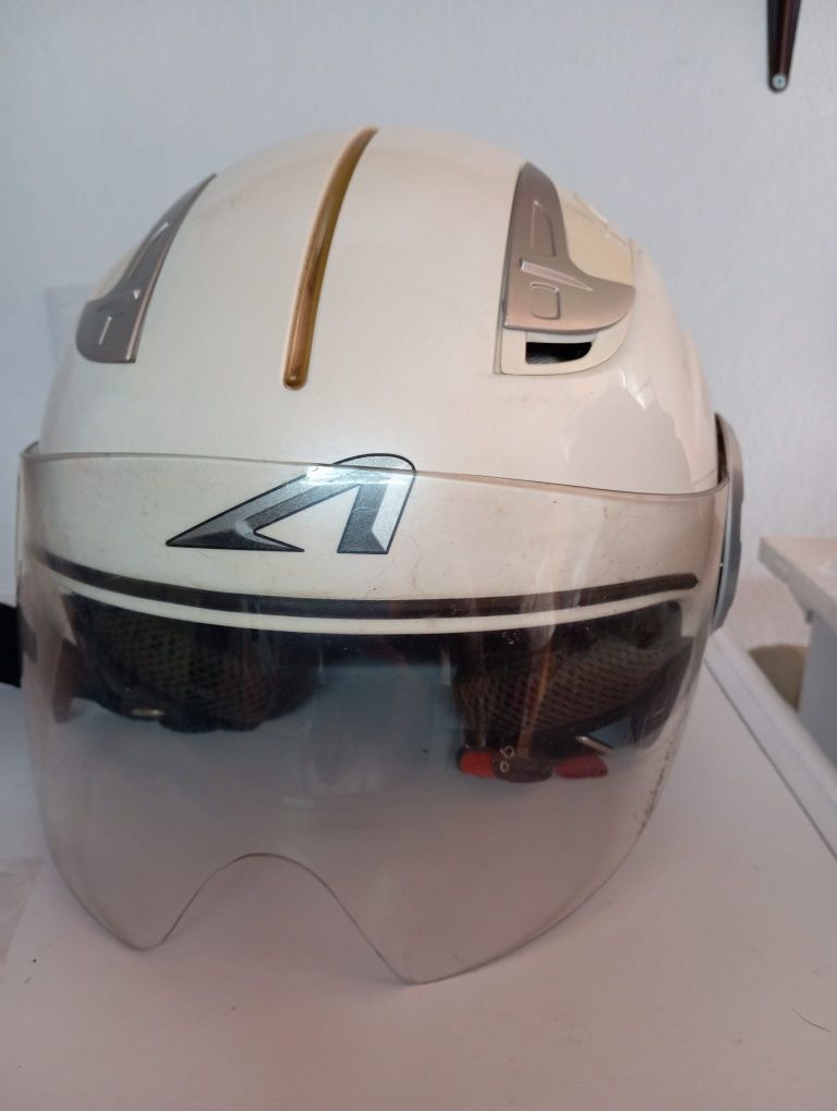 Capacete Astone Mp11 como novo