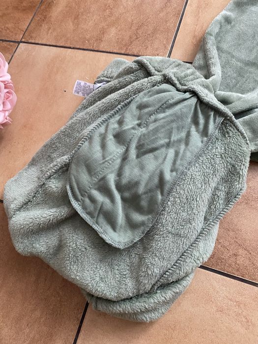 Spodnie pluszowe z kieszeniami