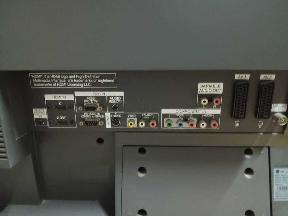 Televisão LG em funcionamento