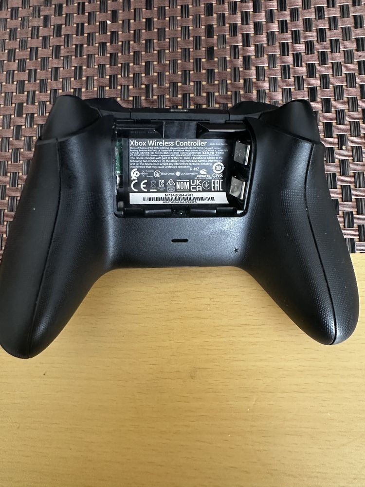 Xbox series x+2 геймада