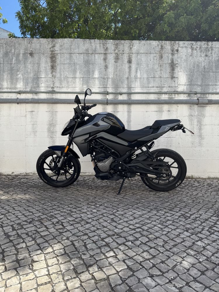 CFMOTO 300NK - 2024