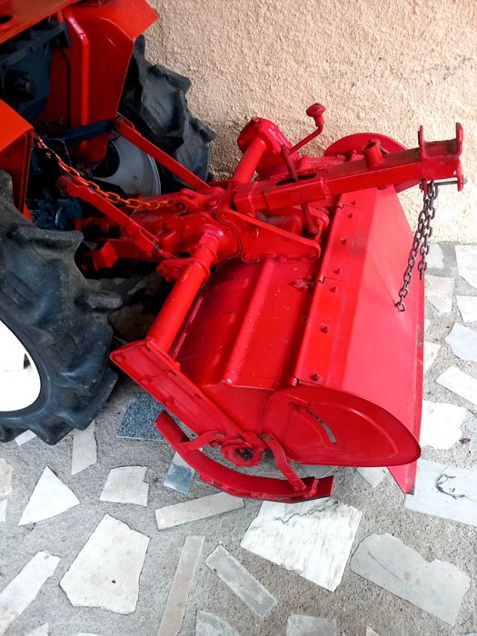 Freza para trator kubota 1600 muito bom estado