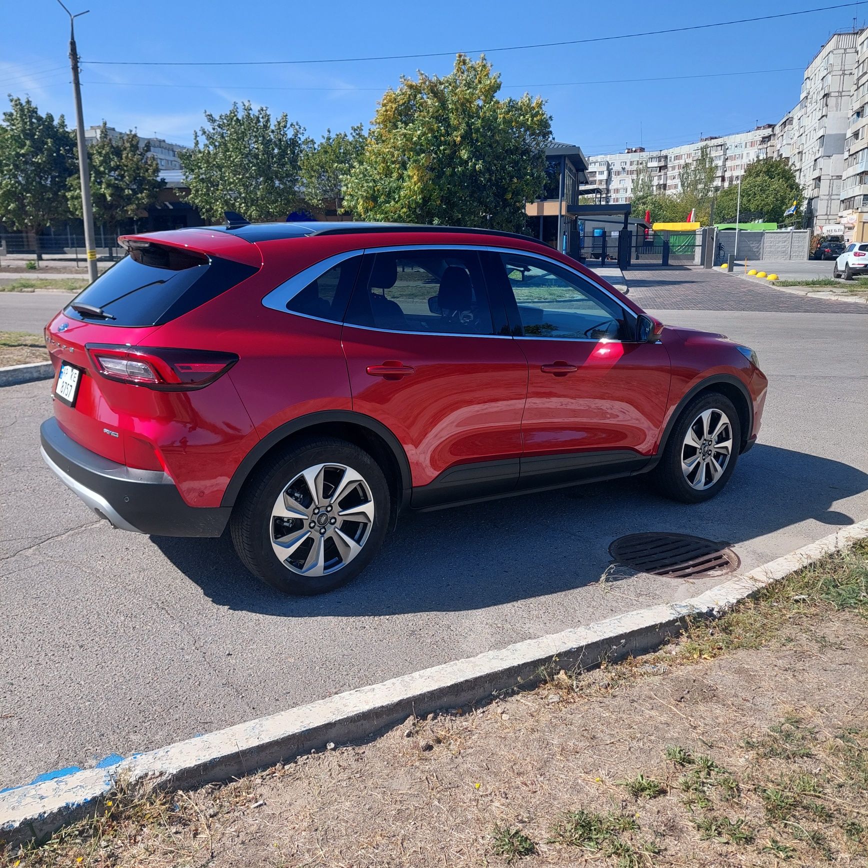 Ford escape PLATINUM 2023