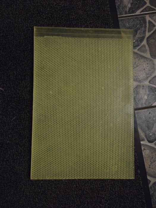 Matryca do węzy pszczelej