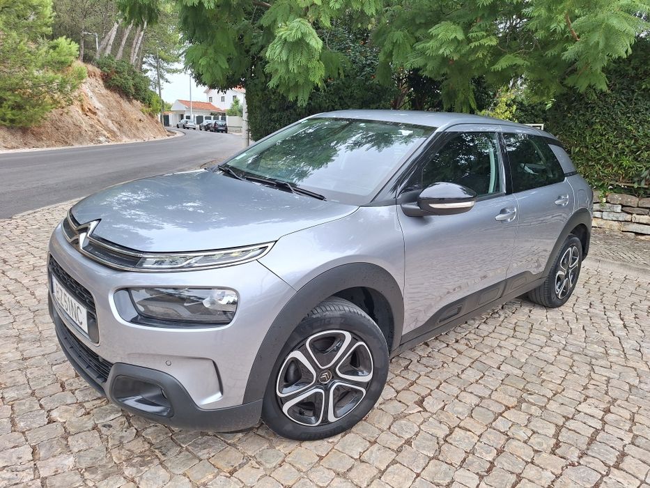 2020 com 98 mil kms como novo, aceito retoma.  Viatura com garantia