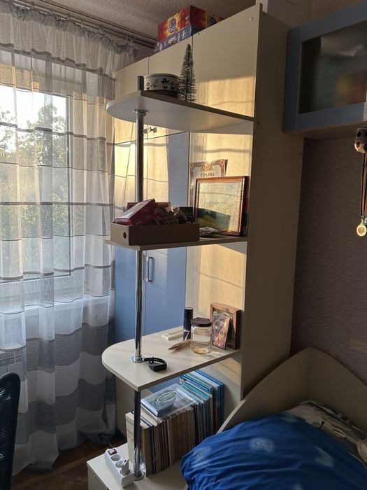 Комплект меблі в дитячу кімнату, кровать, компютерний с