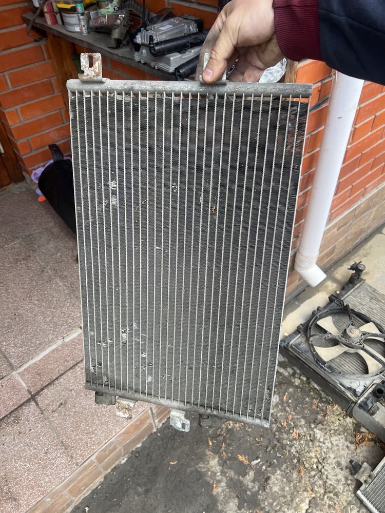 Радиатор кондиционера рено кенго renault kengo 2001 год