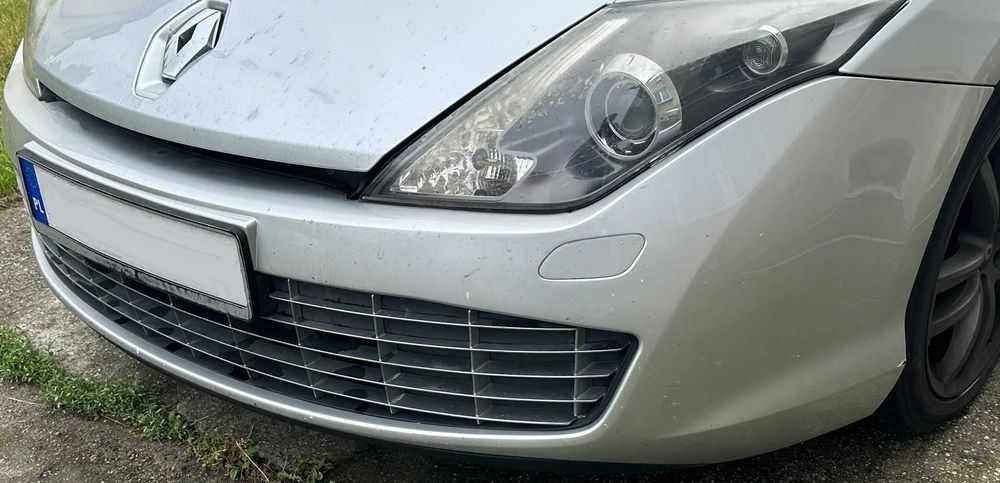 Laguna coupe zderzak przedni oryginał - zaślepki podłoga + gratis