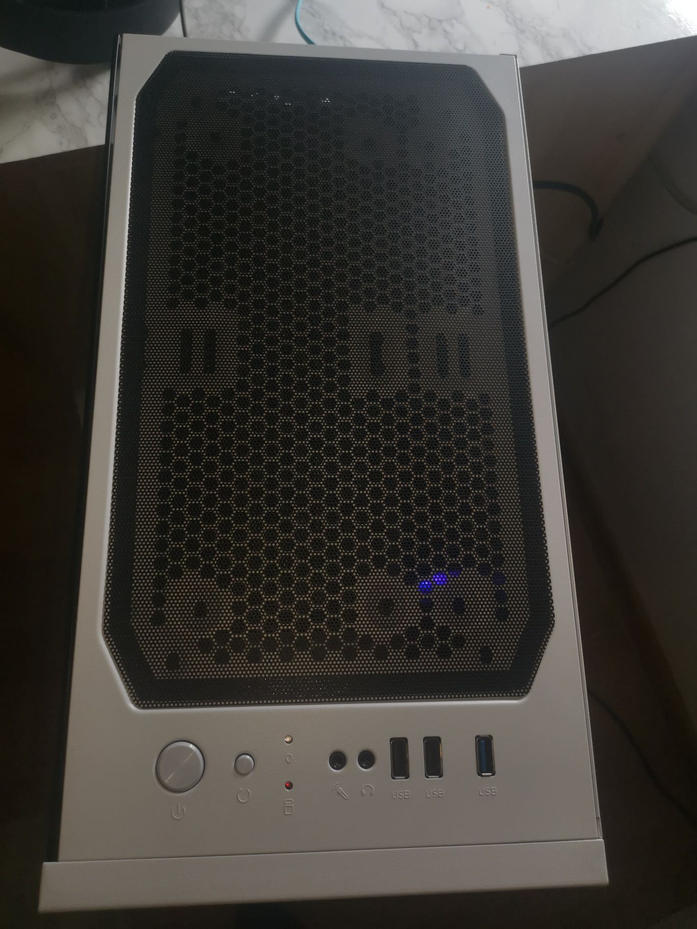Komputer gamingowy i5-13400F / RX 7600 / 32GB / 1TB NVMe / AIO / WiFi