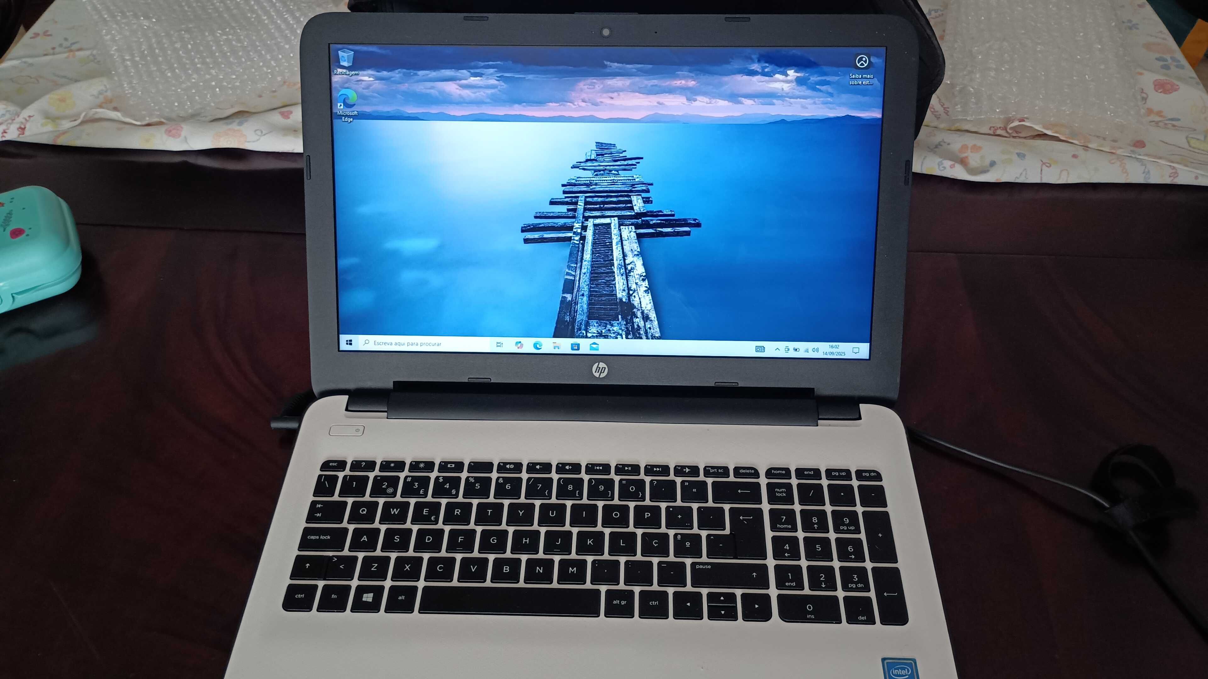 Portátil HP praticamente sem utilização (como novo)