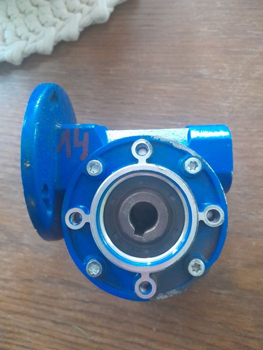 Przekładnia kątowa, Przekładnia ślimakowa I-60