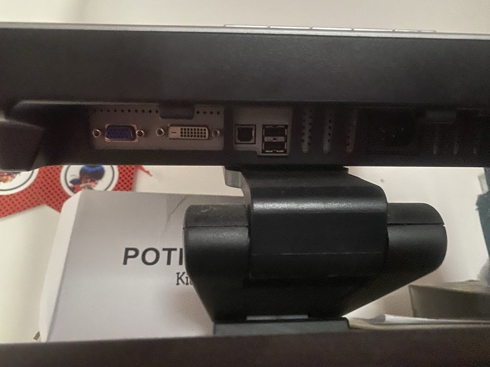 Monitor hp usado