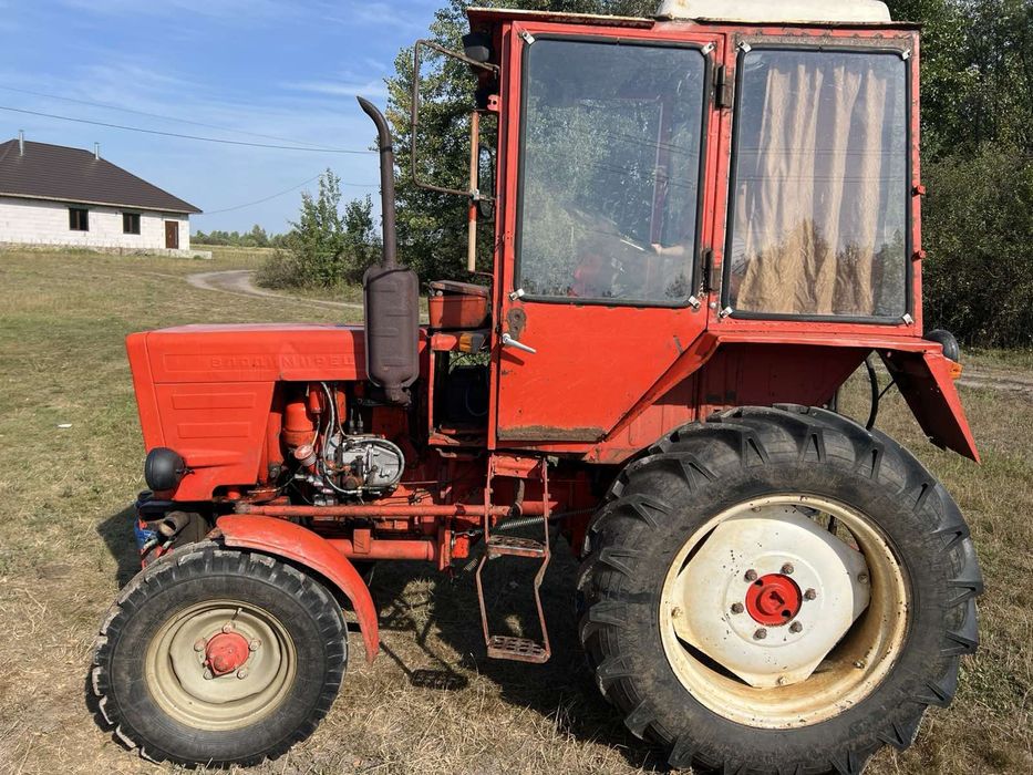 Продам трактор т25