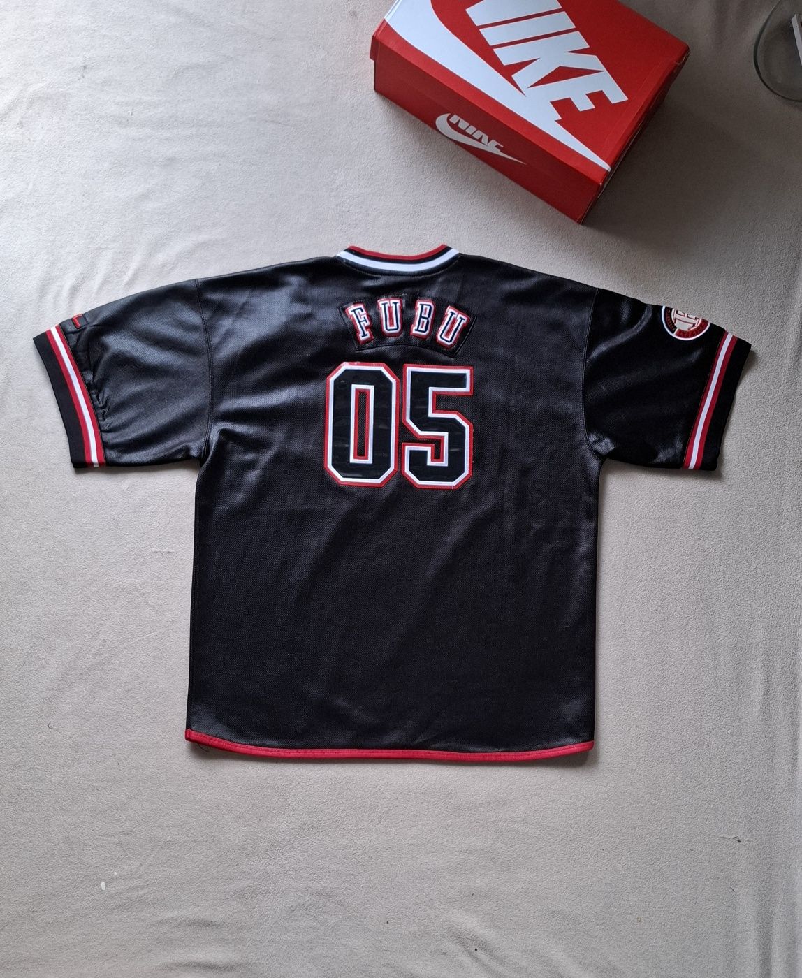 T-shirt Fubu Queens 05