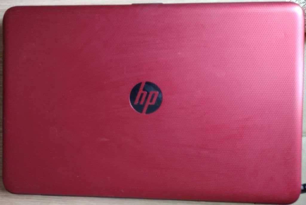 Ноутбук HP с четырехъядерным процессором и сенсорным экраном