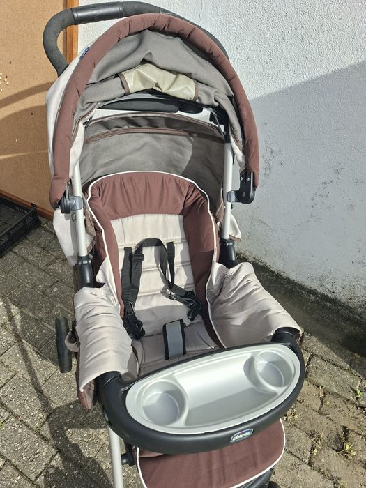 Carrinho de bebé Chico