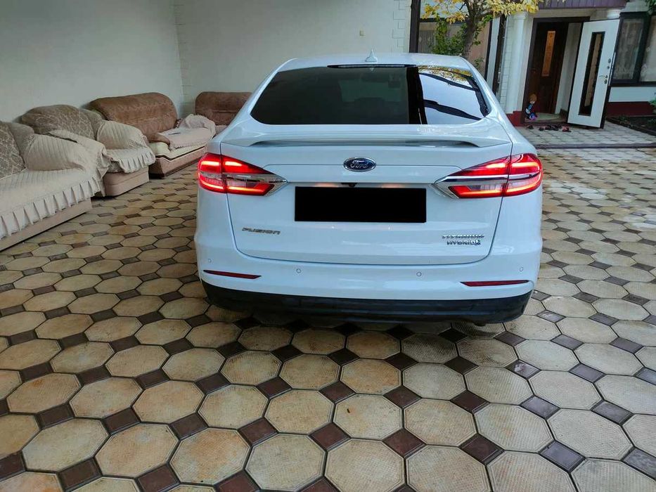 Ford Fusion, 2018