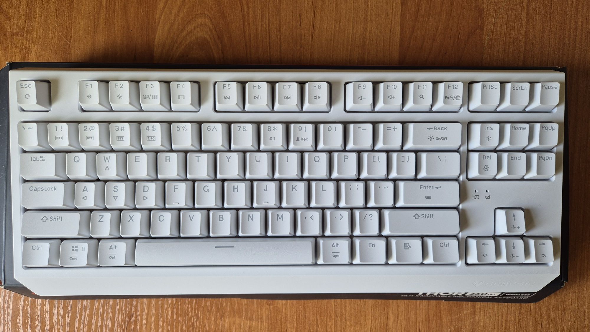 Klawiatura Genesis Thor 230 TKL + gratis + wszystko pójdzie na kotki
