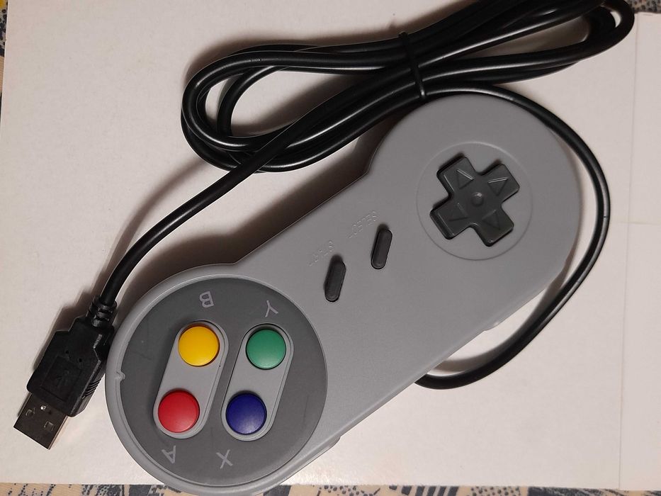 Controlador de Jogos USB (tipo Super Nintendo)