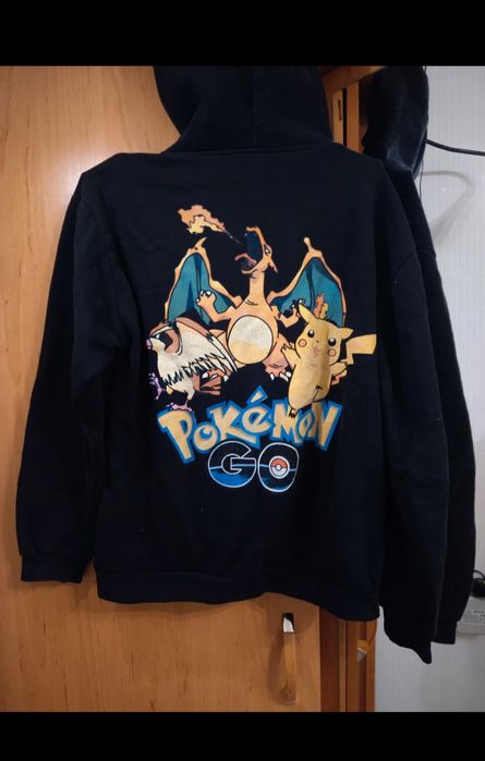 czarna bluza z kapturem na zamek Pokèmon GO