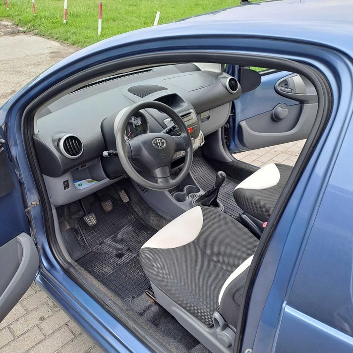 Toyota Aygo I 1.0 > 12.2009r. idealna do miasta, mała, zwinna, oszcz.