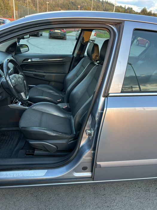 Astra H 1.8 B Niski Przebieg  156.000