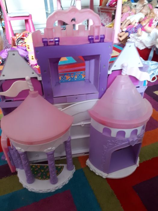 Domek zamek duży rozkładany święci i gra z elementami