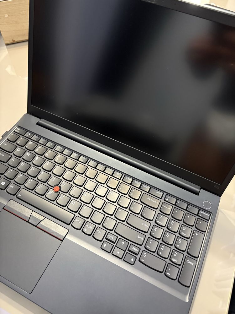 Notebook Lenovo ThinkPad E15 Ryzen 5/24GB/480/Win10P