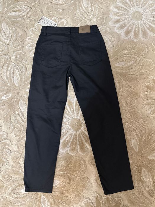 Штани на хлопчика на 146 сантиметрів