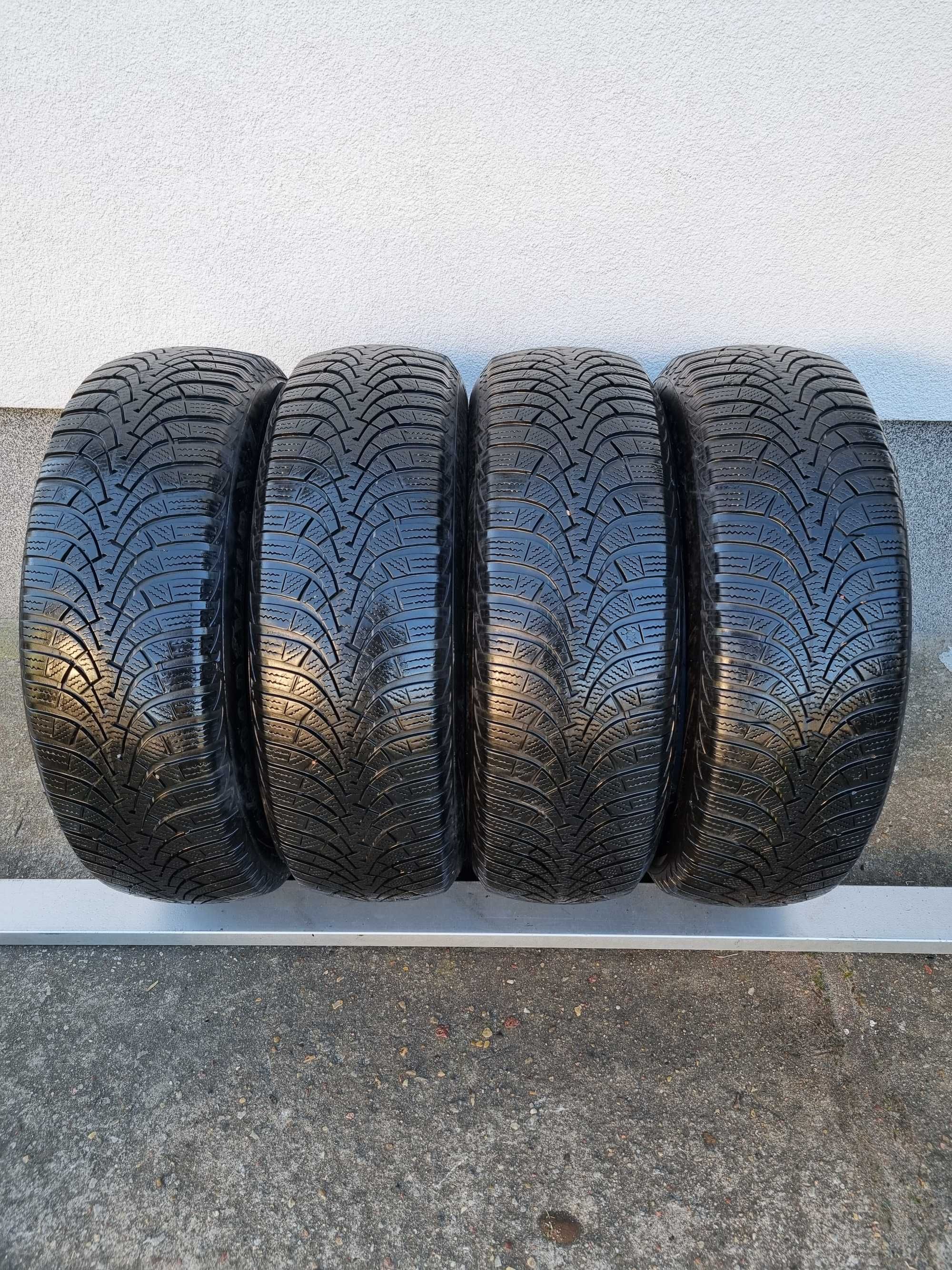 Opony zimowe GOODYEAR UltraGrip 9 195/65 R15 91T KOMPLET P360