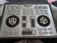 Numark mixtrack egde konsola, kontroler dj