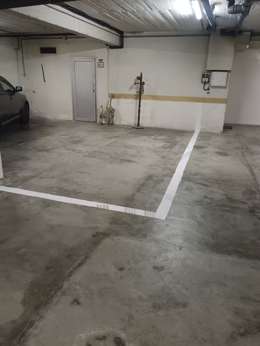 Garagem / estacionamento