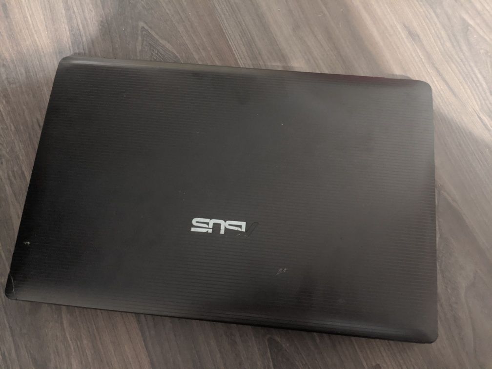 Asus k53e i3 2330M 6gb 640+120ssd