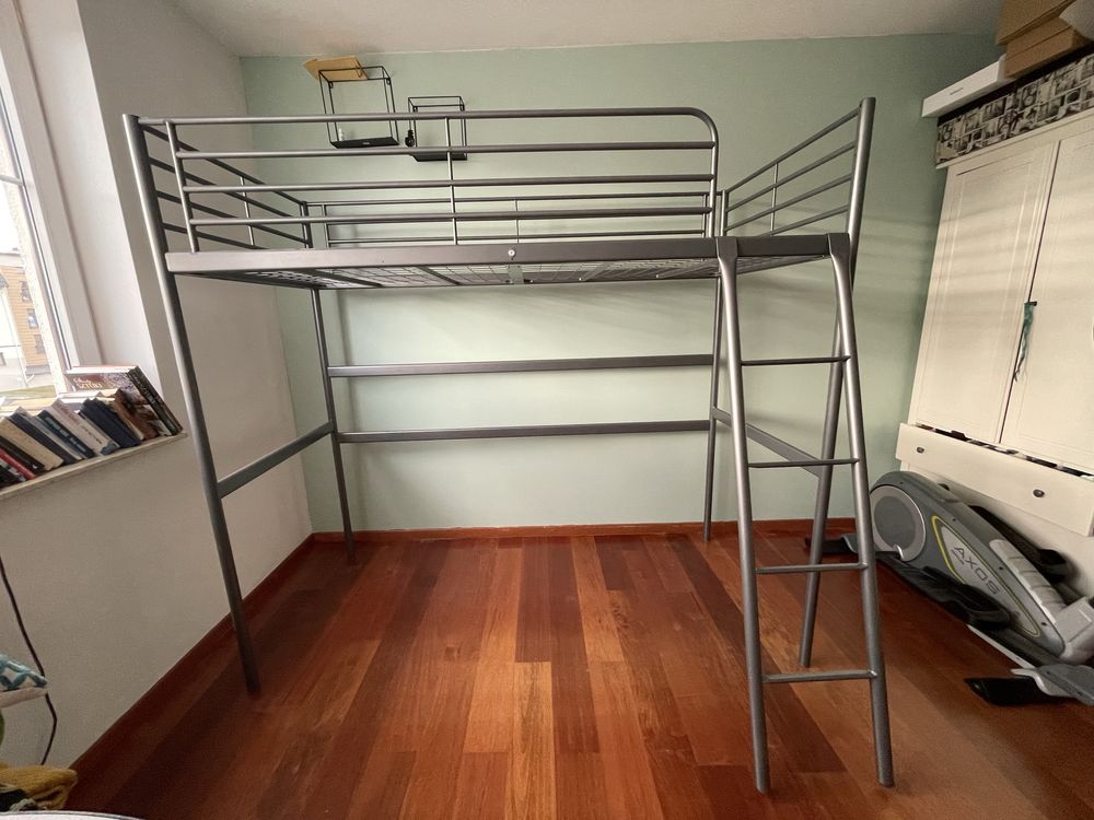 Rama łóżka na antresoli 90x200 srebrna metalowa IKEA