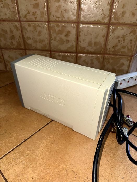 UPS APC CS 500 джерело безперебійного живлення