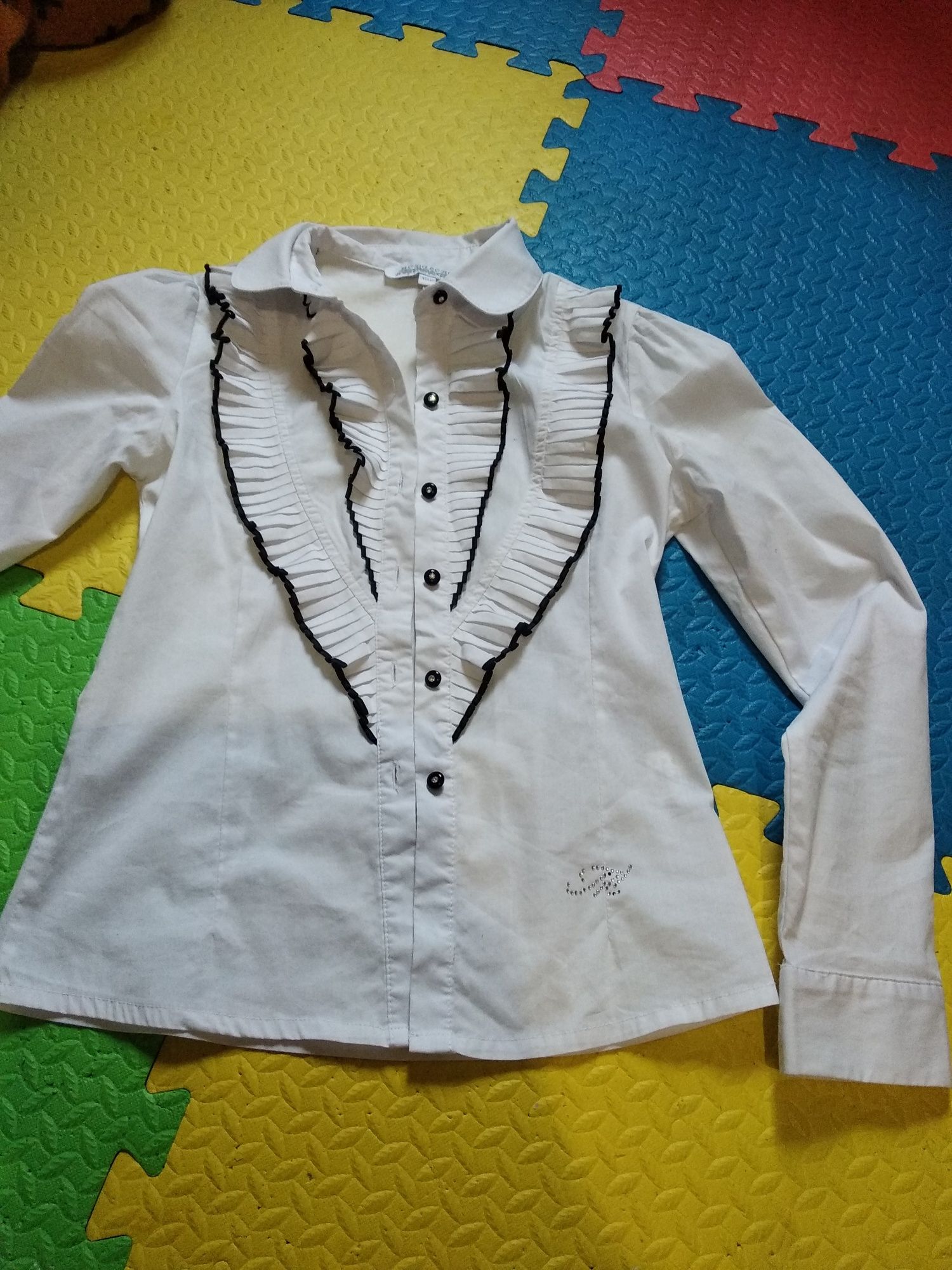 Блузки для дівчинки на зріст 140-152