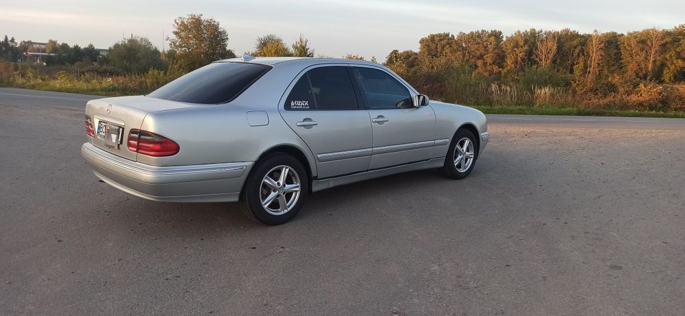 Мерседес-benz w210 4-matic 2000р