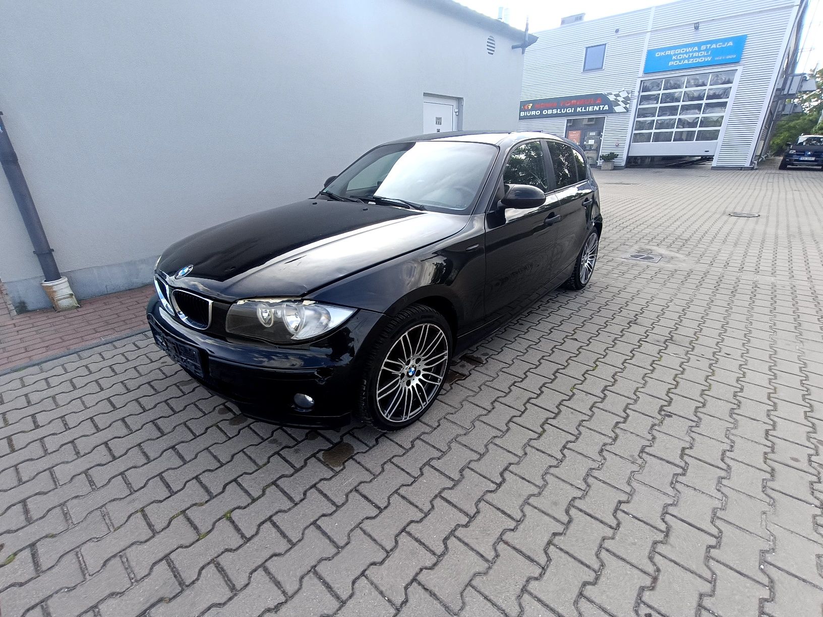 BMW 116 sprowadzony uszkodzony